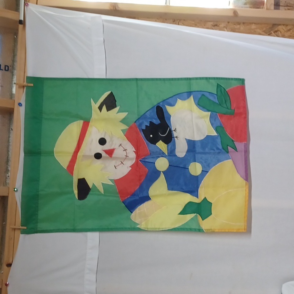 28x40 in scare crow yard flag